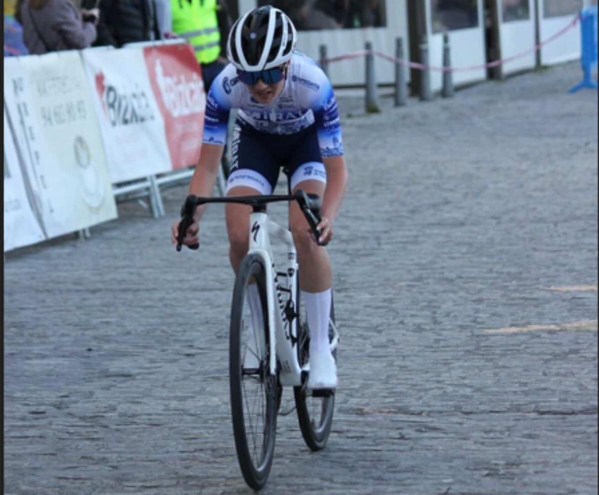 Carla Bañuls Puente, de Gandia, durante una carrera de esta temporada