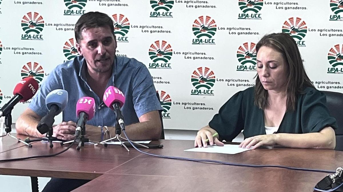 Óscar Llanos y Jamaica Risco, en la rueda de prensa ofrecida este martes.