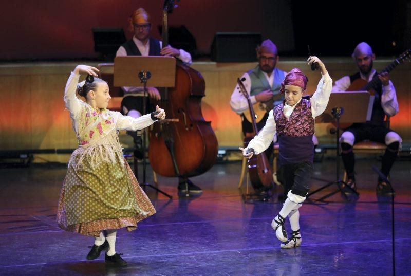 Certamen infantil de jota aragonesa en el Auditorio de Zaragoza