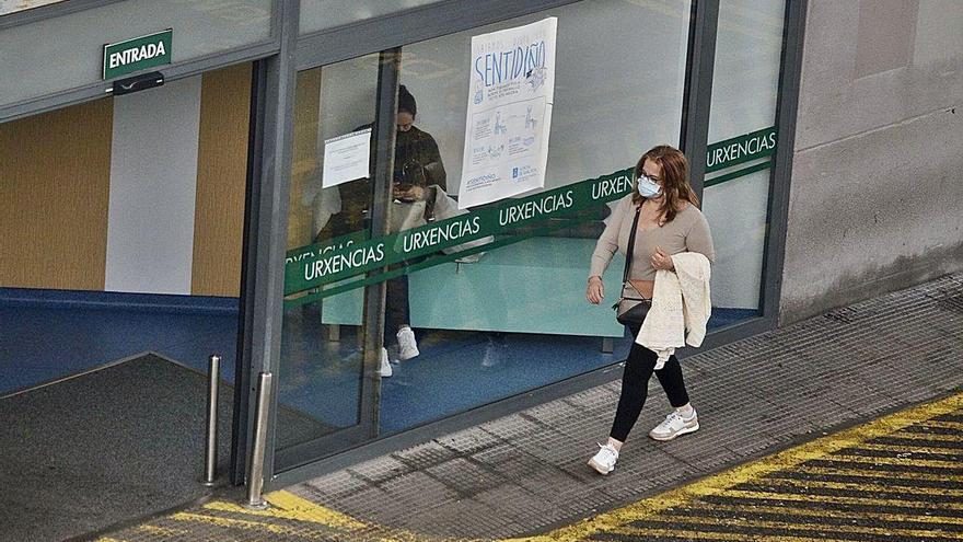 Entrada al servicio de Urgencias del Hospital Montecelo.