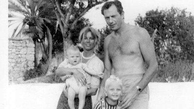Clifford Irving y su mujer Edith Sommer, en Ibiza.