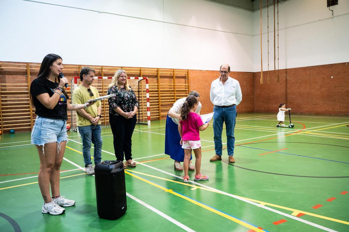 Galería | Así fue el Día de los Abuelos en los campamentos de verano de Cáceres