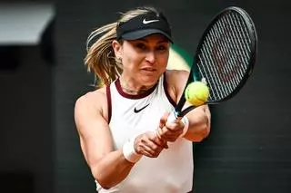 Badosa supera a Emma Navarro y se mete en los cuartos de final de Berlín