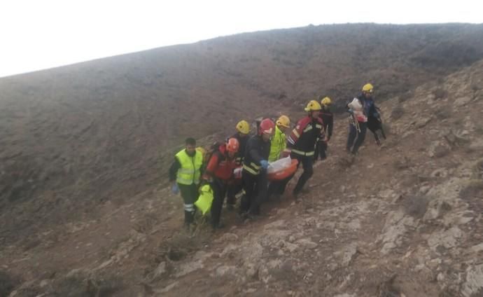 Un hombre muere al sufrir un accidente con un ala delta en Lanzarote