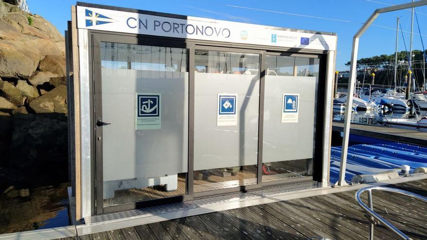 La nueva plataforma flotante, instalada en Portonovo. | // FDV
