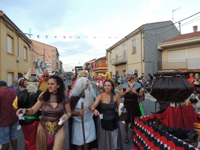 Fiestas en Zamora: Desfile en Camarzana de Tera