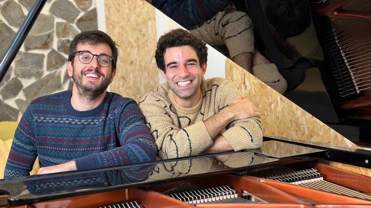 El dúo de jazz formado por el cantante iraní-alemán Kiumars Vahedi y al pianista Eduard Marquina-Selfa.