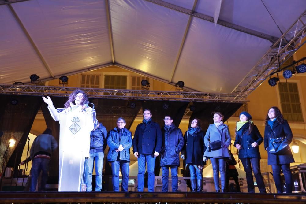 La lluvia da la bienvenida a Sant Sebastià