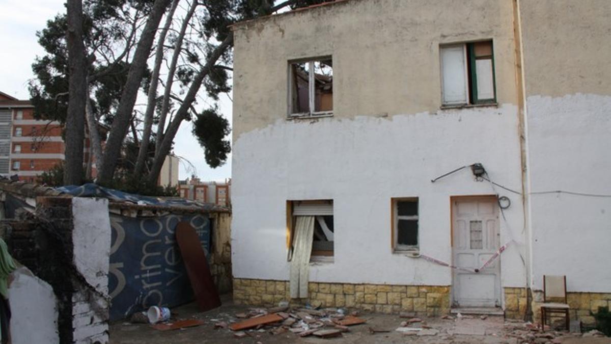 La casa en Tarragona donde se ha derrumbado el techo de una habitación causando la muerte a una mujer