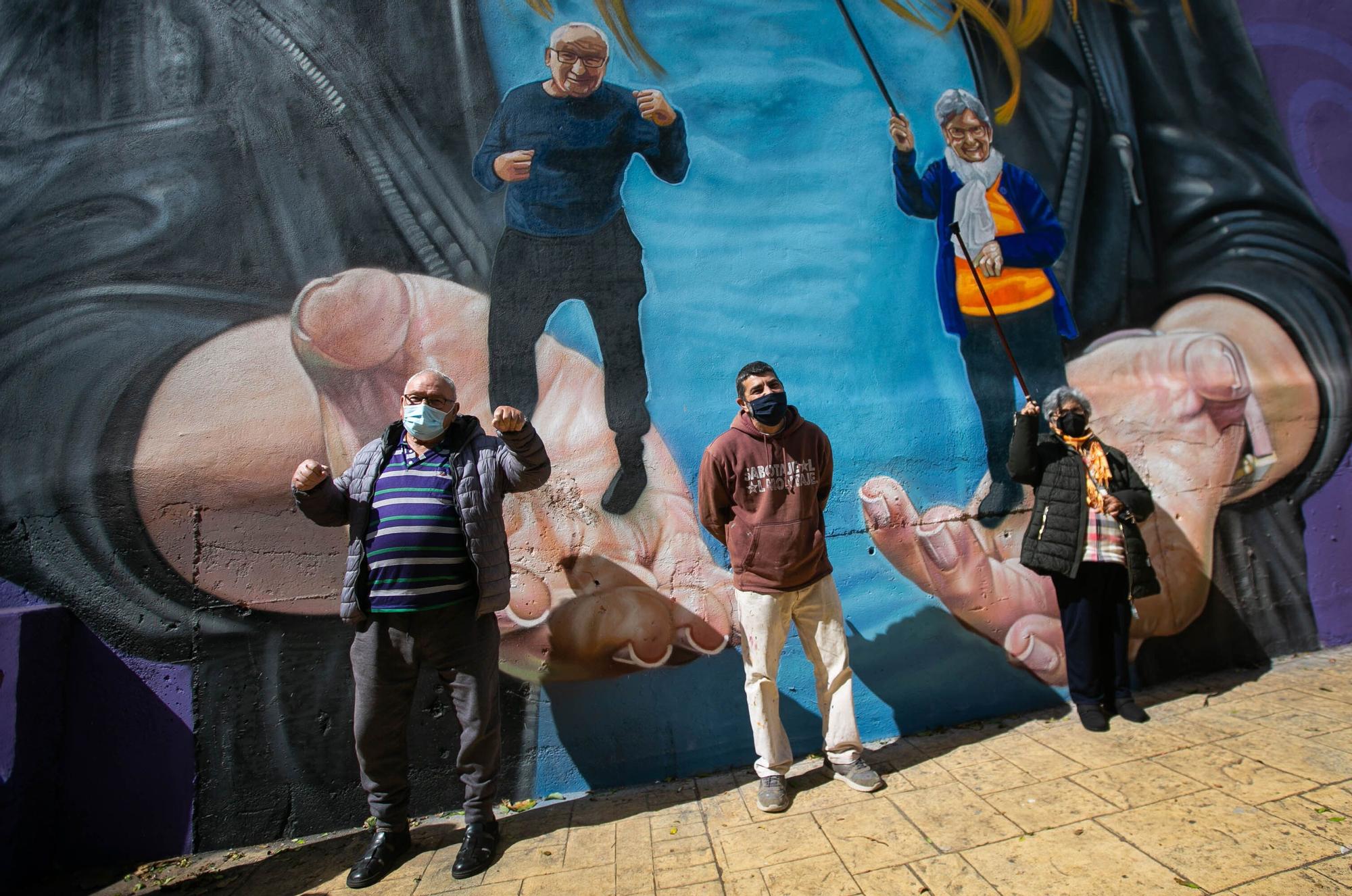 Mural del voluntariado en Anchieta