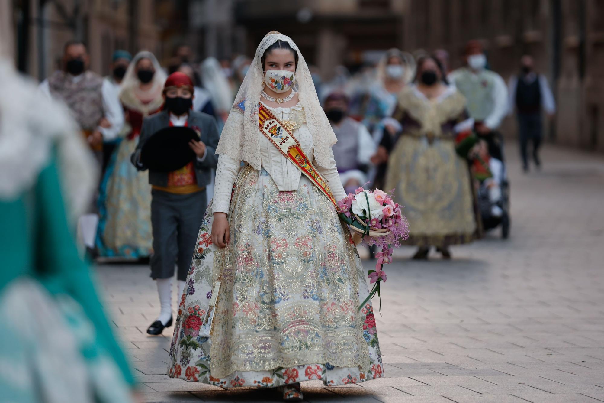 Búscate en el segundo día de Ofrenda por la calle de Caballeros (entre las 20.00 y las 21.00 horas)