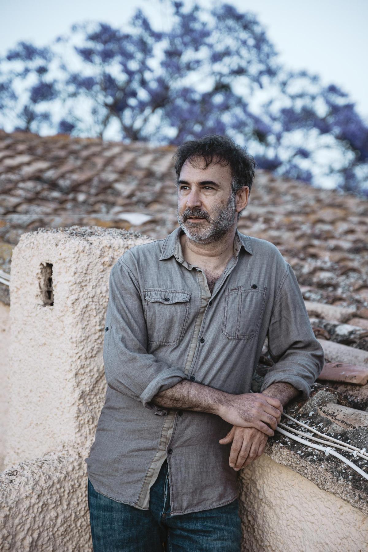 Txema Mendizábal ha publicado un disco en formato físico titulado “Fuerte”.