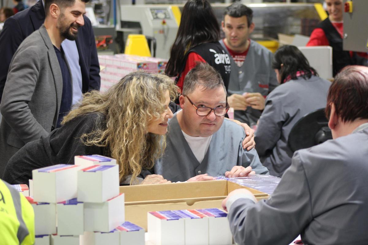 Visita a les instal·lacions d'Àuria per part de la secretària del ministeri de Treball i Economia Social