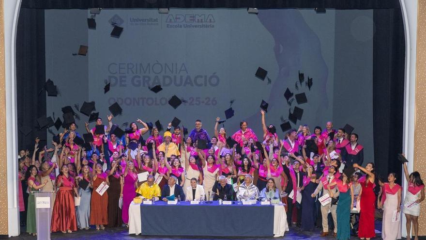 ADEMA gradúa a más de cien odontólogos y nutricionistas