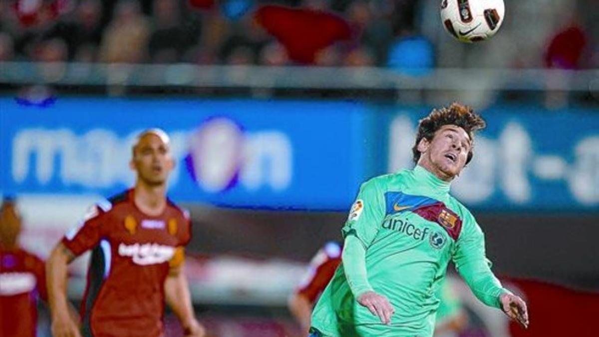Cabeceador 8 Messi remata de cabeza la asistencia de Keita en el primer gol de Barcelona en el encuentro de ayer.