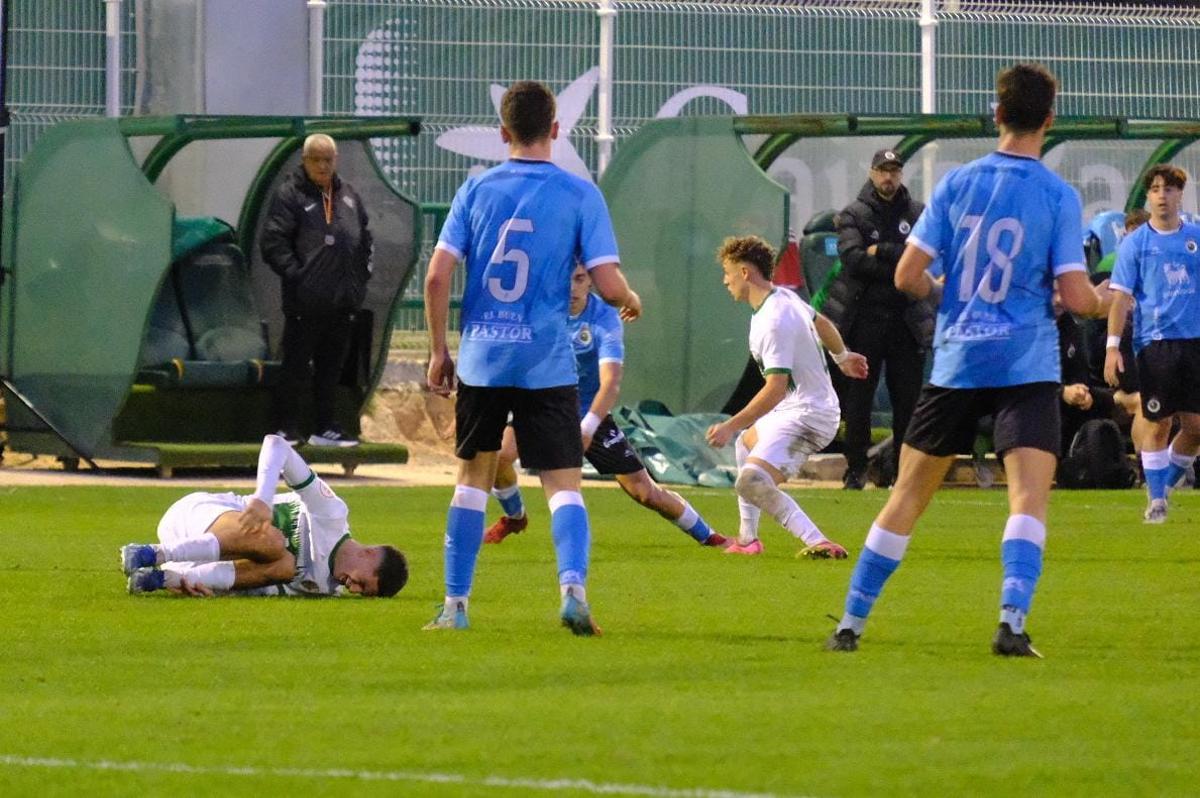 Los penaltis castigan al Elche Juvenil