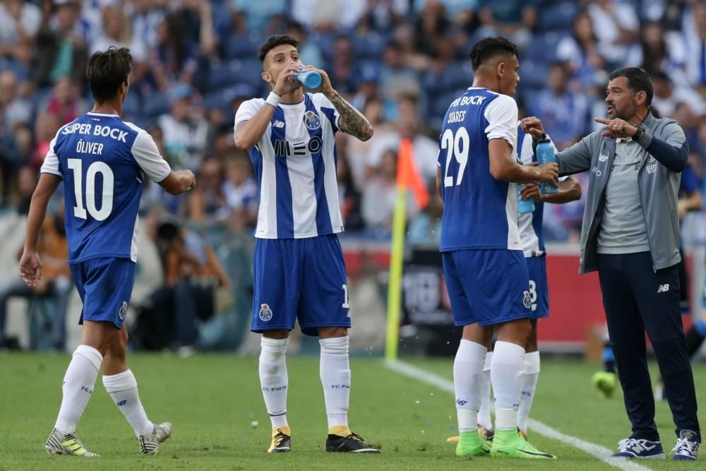 Los blanquiazules mostraron en O Dragão una excesiva fragilidad defensiva.