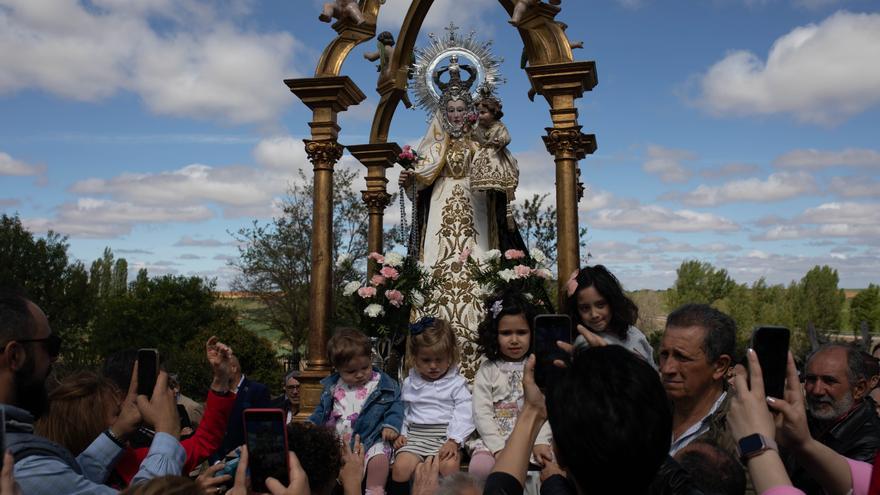 La Guareña pide la protección de la Virgen del Olmo