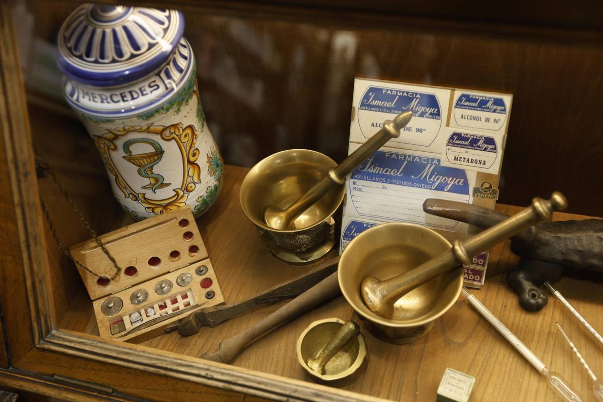 Útiles y etiquetas de la farmacia original