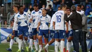 El Tenerife se despide del fútbol profesional 12 años después