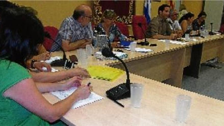 Darrer ple municipal de Sallent, en què es va aprovar la creació de les assemblees municipals obertes