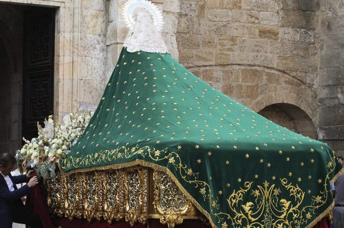 8.000 pesetas por la virgen que trajo la esperanza a Zamora