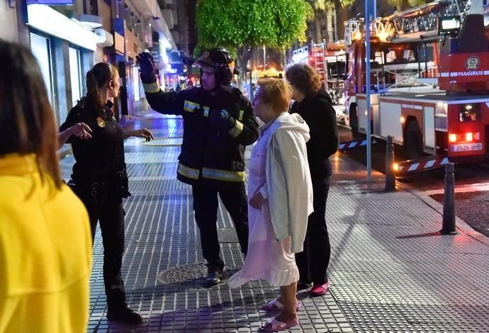 15-06-2018 LAS PALMAS DE GRAN CANARIA. Incendio ...