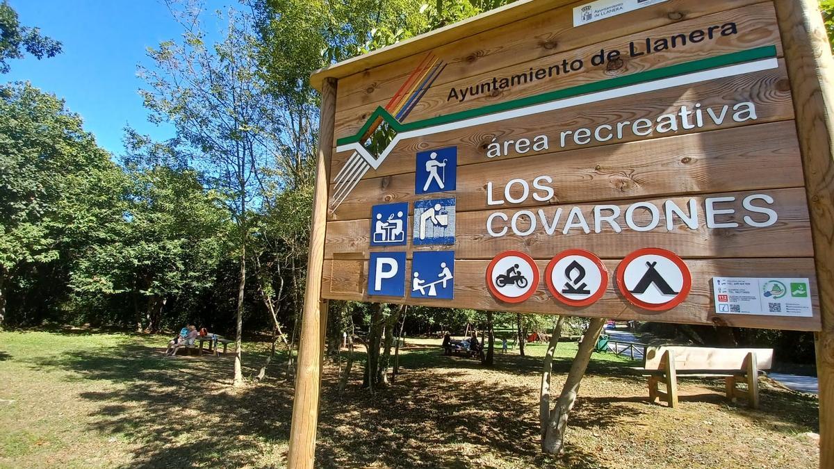 Zona de acceso al área recreativa de Los Covarones.