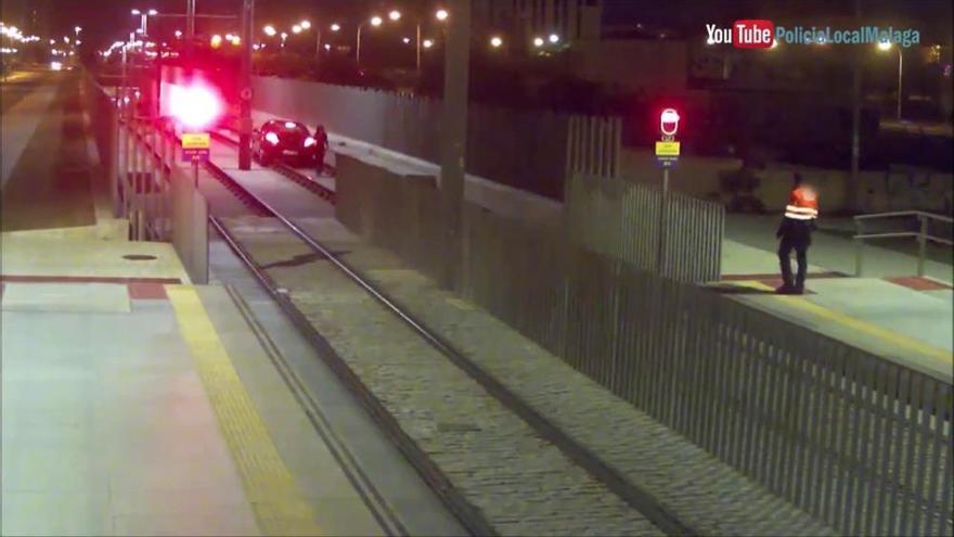 Una conductora ebria circula más de un kilómetro por vías del metro de Málaga