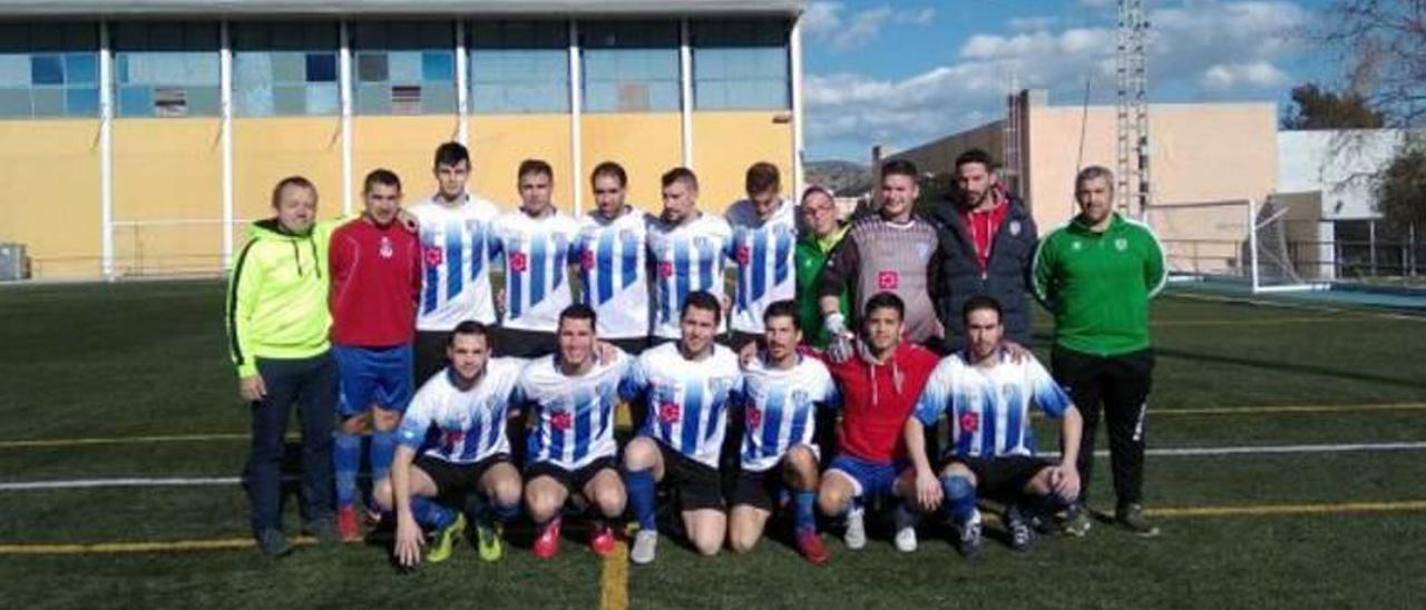 Jugadores y cuerpo técnico del San Lorenzo 2018-19 en un partido reciente.