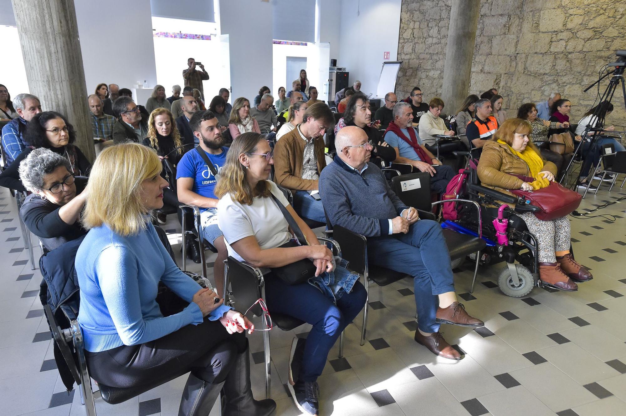 I Mesa redonda y de diálogo sobre Voluntariado y Universidad en la ULPGC