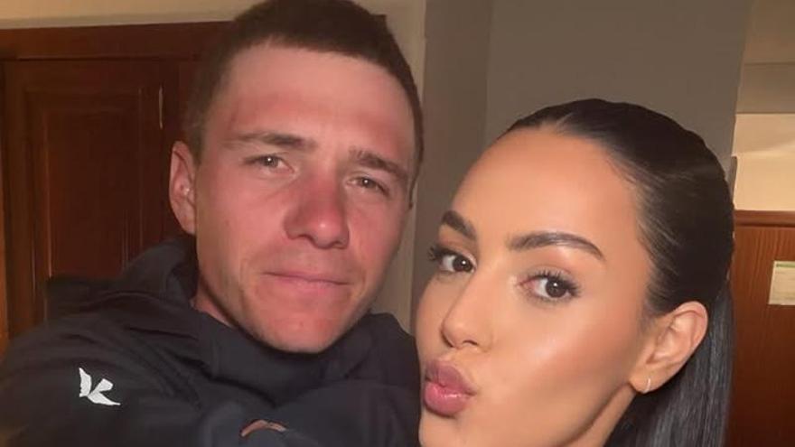 El temporal en Tenerife deja a Remco Evenepoel aislado y en duda para la Volta a Cataluña