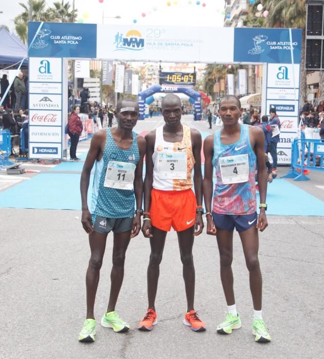 El africano Mutiso bate el récord de la Mitja Marató de Santa Pola