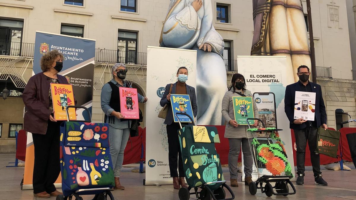 Presentación de la campaña ante el Belén gigante, esta mañana