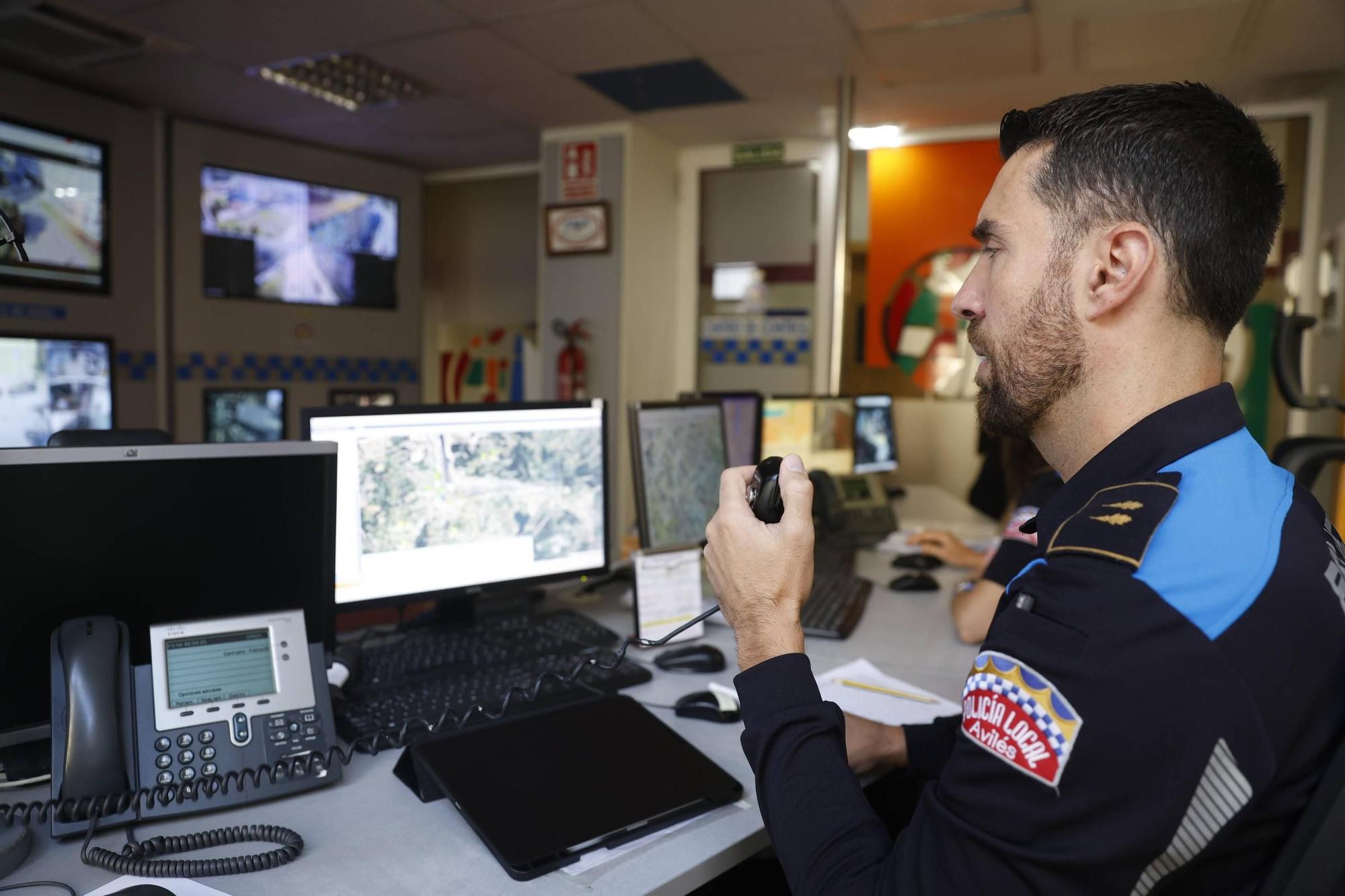 EN IMÁGENES: Avilés dedica una plaza pública a las personas mayores