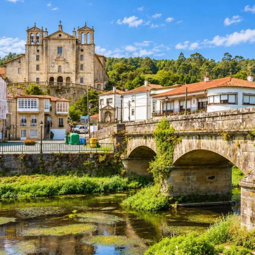 El mercadillo con más de 600 puestos que esconde las mejores pulperías de Galicia