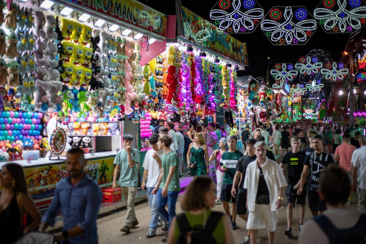 Fotogalería | Ambiente en la Feria de San Juan este sábado en Badajoz