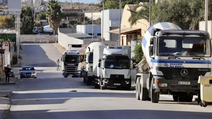 Alarma en el campo, los supermercados y la hostelería ante la huelga del transporte