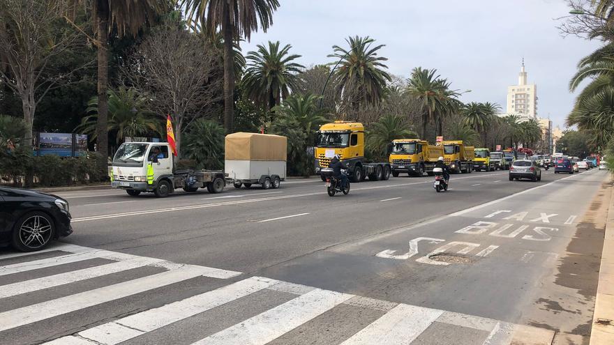 Protesta de camioneros en el Centro de Málaga.