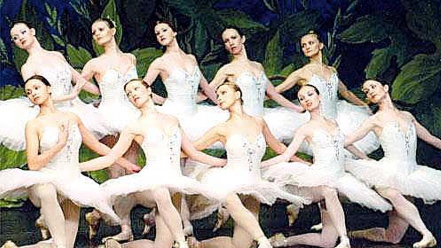 Una escena de &quot;Cascanueces&quot;, representada por el Ballet Imperial Ruso.
