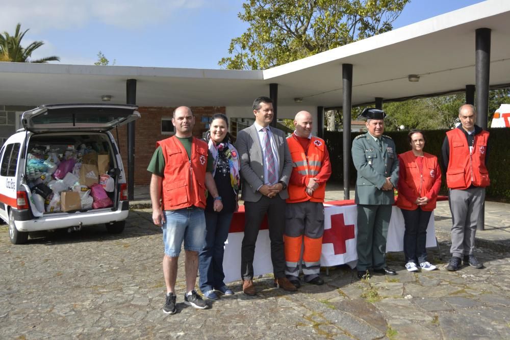 Exhibición solidaria de la Guardia Civil para recaudar fondos para Cruz Roja