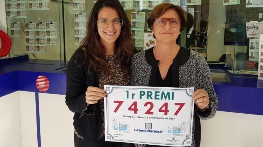 El primer premi de la Loteria Nacional cau a Girona i a Roses amb el número 74247