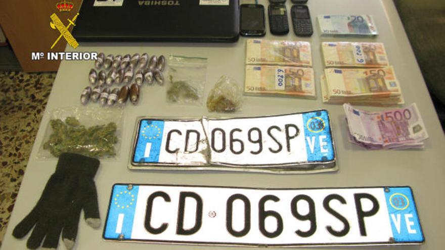 Sorprendido con hachís, marihuana y más de 28.000 euros en efectivo