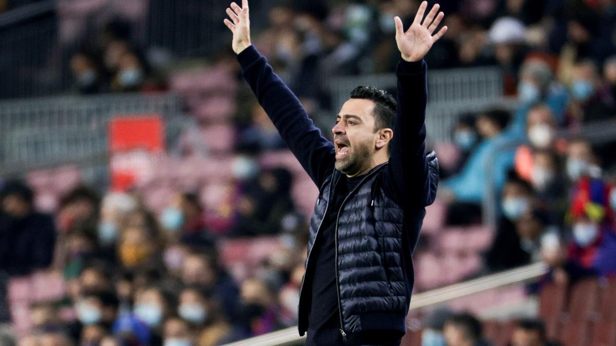 Xavi, durante el partido