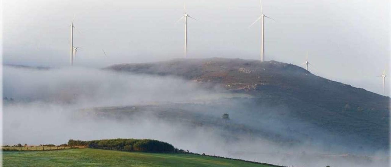 La eólica vuelve a soplar en Galicia