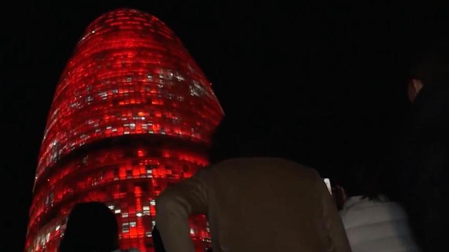 Barcelona ilumina el &#039;Rojo Chino&#039; para celebrar el Año Nuevo chino