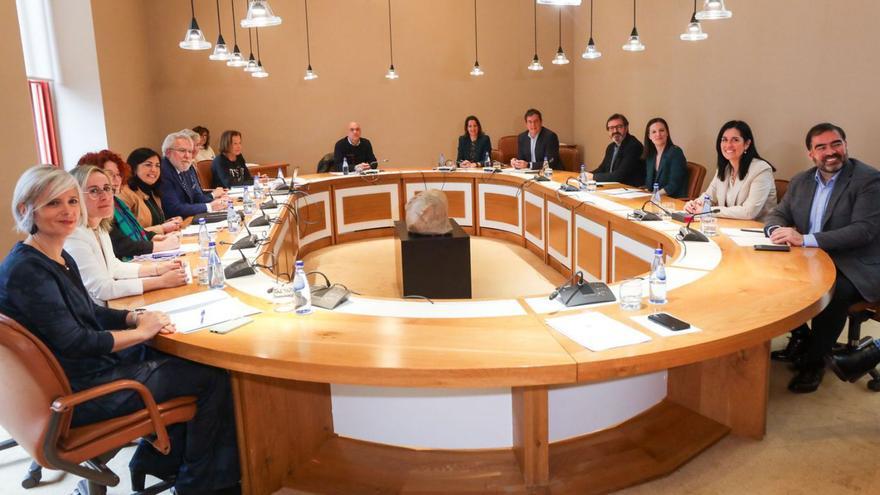 Primera junta de portavoces del Parlamento