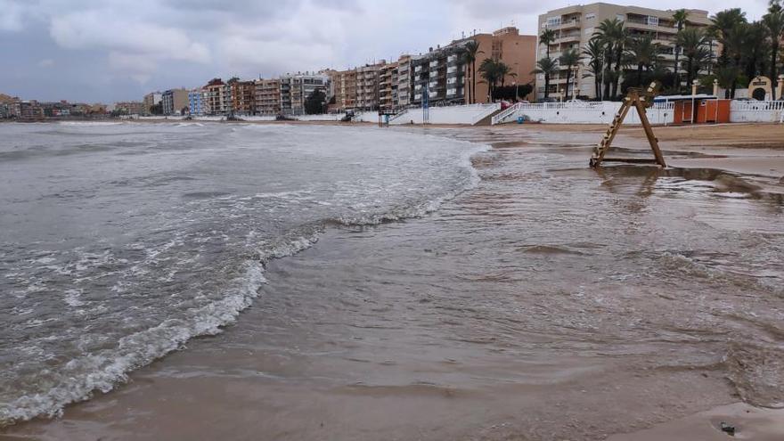 Las lluvias causan desperfectos en Torrevieja