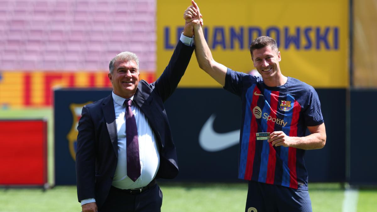 Robert Lewandowski ha sido el fichaje estrella del FC Barcelona