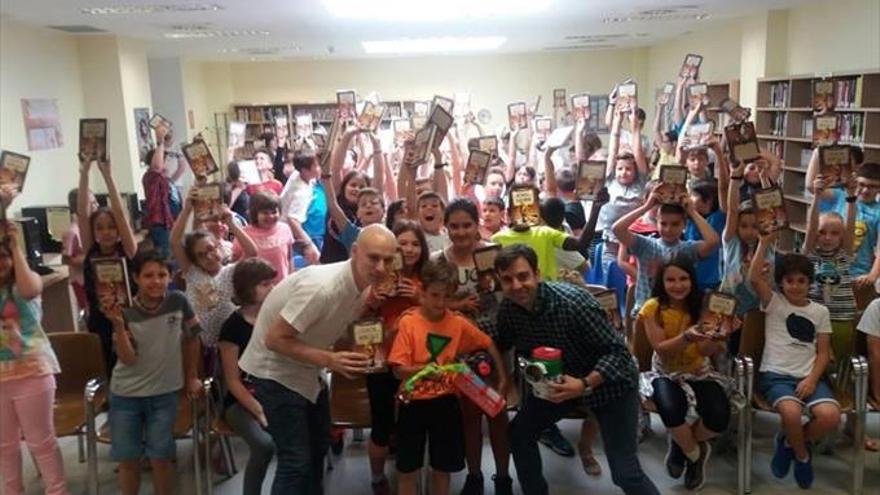 Los escolares participan en encuentros y proyectos literarios